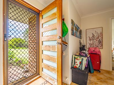 26 Ludlow Way, Warnbro WA 6169