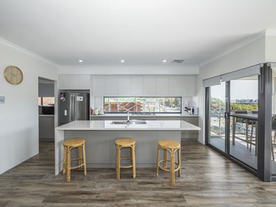 48 Medina Parade, North Coogee WA 6163
