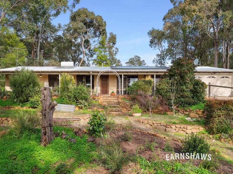 4 Darrowby Place, Sawyers Valley WA 6074