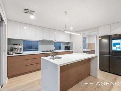 30 Citrine Street, Treeby WA 6164