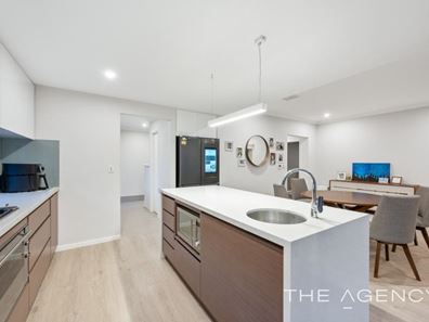 30 Citrine Street, Treeby WA 6164