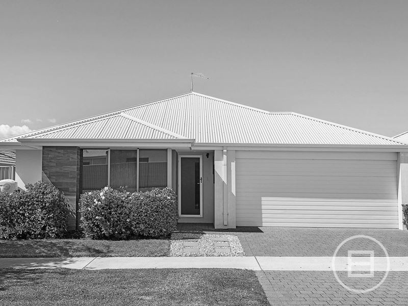 32 Commodore Avenue, Clarkson WA 6030