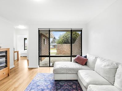 2A Gloves Place, Beechboro WA 6063