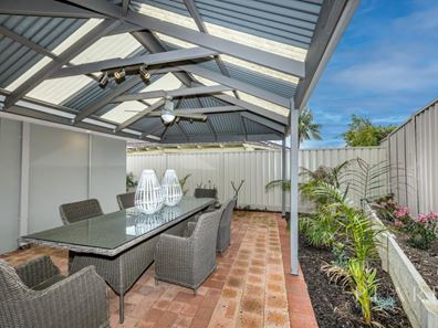 1 Laguna Rise, Mullaloo WA 6027