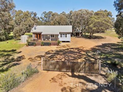 80 Martin Street, Bakers Hill WA 6562