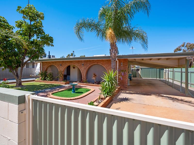 27 Addis Street, Lamington