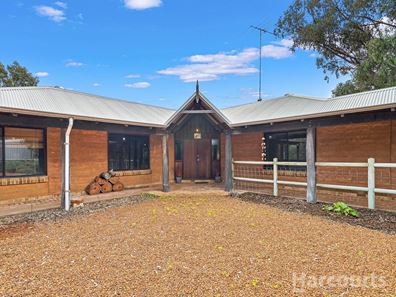94 Lakeside Parkway, Herron WA 6211