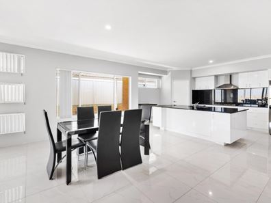 27 Kardan Drive, Yanchep WA 6035