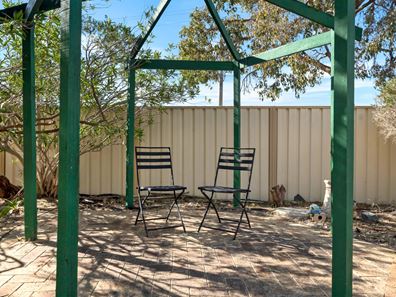 2 Durack Crescent, Gosnells WA 6110