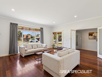 17 Peebles Road, Floreat WA 6014