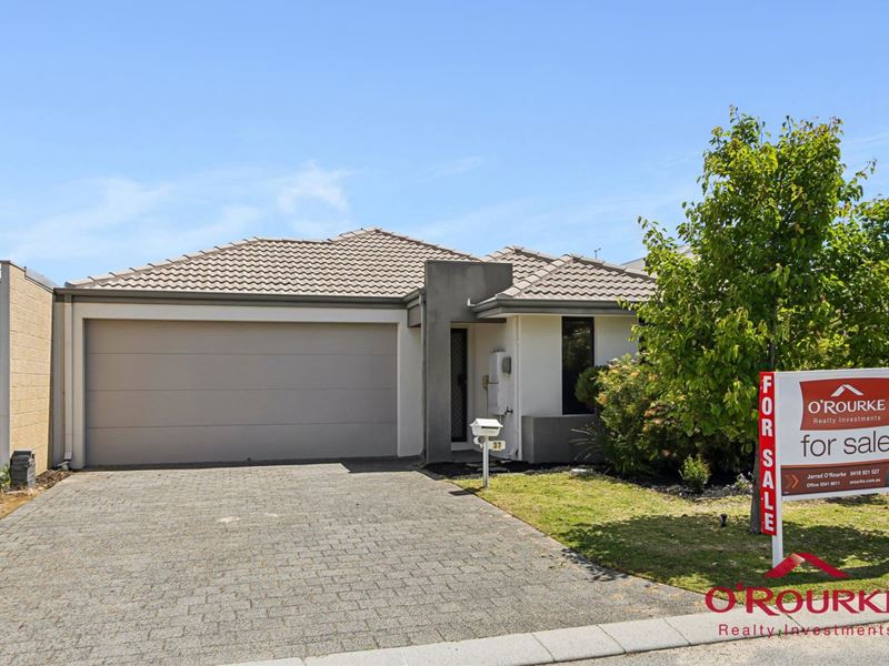 37 Pitsford Chase, Aveley