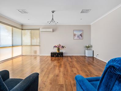 6 PIRA AVENUE, Karlkurla WA 6430