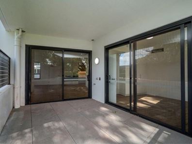 9/55 Telford Crescent, Stirling WA 6021