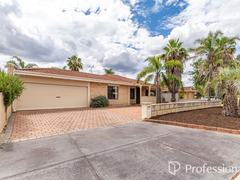 13 Karijini Court, Ballajura WA 6066