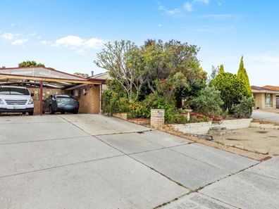 112 Highclere Boulevard, Marangaroo WA 6064