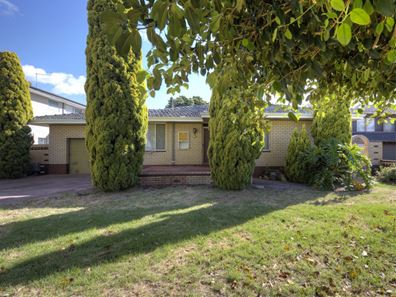 17 Mclachlan Way, Belmont WA 6104