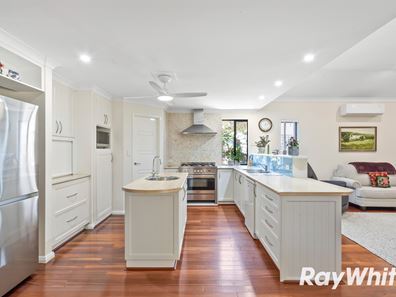 96 Mclarty Road, Halls Head WA 6210