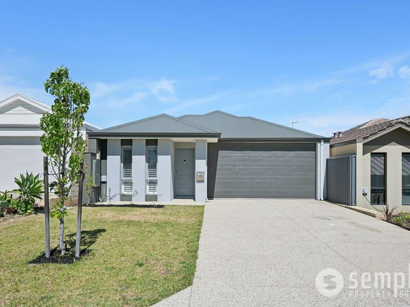 11 McPhee Road, Hammond Park