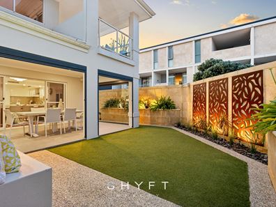 28 Shoreham Turn, Mindarie WA 6030