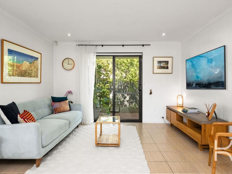 4/22 Cleopatra Street, Palmyra