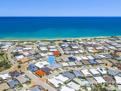 24 Splendens Turn, Halls Head WA 6210