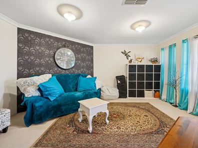 27 Pira Loop, Byford WA 6122