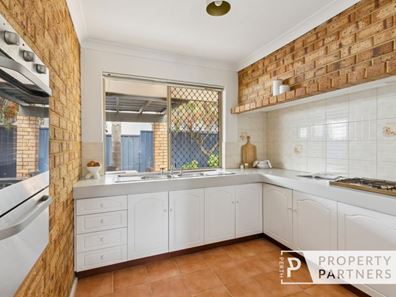 7 Danby Street, Doubleview WA 6018