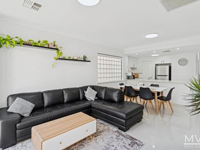 3/2 Reserve Road, Spearwood WA 6163