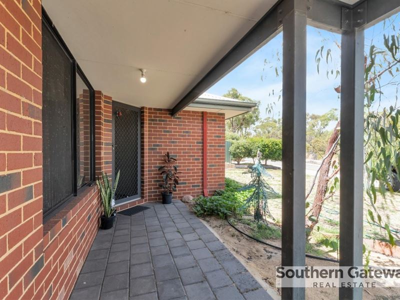216 Runnymede Gate, Leda WA 6170