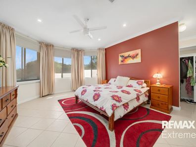 10 Narranbee Ridge, Tapping WA 6065