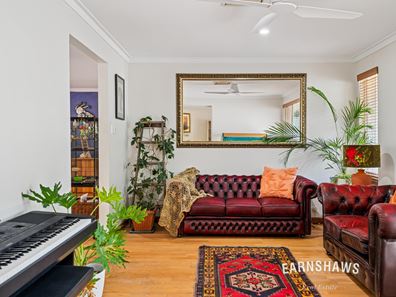 9 Woodbridge Drive, Greenmount WA 6056