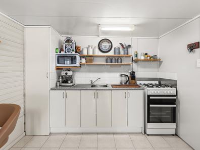 68-52 Cathedral Avenue, Leschenault WA 6233