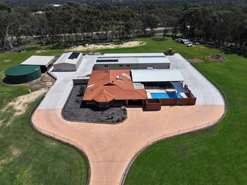 86 Stockmans Close, Oakford