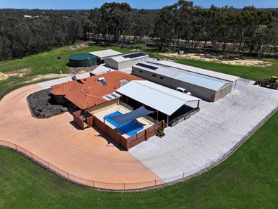 86 Stockmans Close, Oakford WA 6121