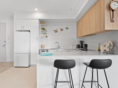 70/24 Flinders Lane, Rockingham WA 6168