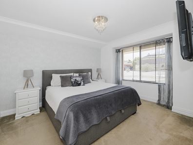 15 THURLEIGH APP, Butler WA 6036