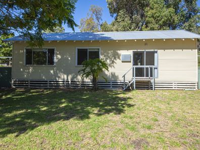 111 Warren Road, Nannup WA 6275