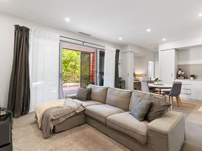 2/9 Hawksburn Road, Rivervale WA 6103