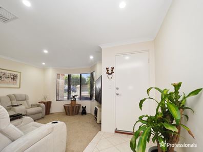 15A Wolya Place, Westminster WA 6061