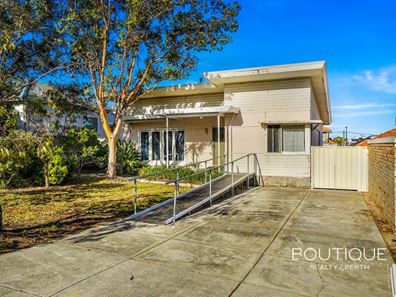 132 Grand Promenade, Doubleview WA 6018
