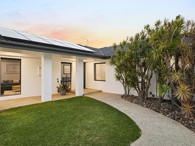 32 Hurley Way, Hillarys WA 6025