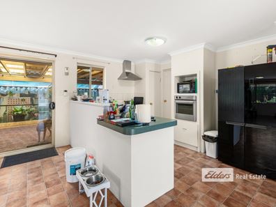 4 Clematis  Lane, Glen Iris WA 6230