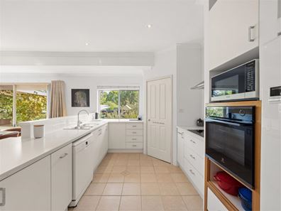 9 Stewart Street, Margaret River WA 6285