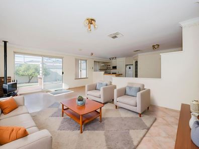 67 Viridian Drive, Banksia Grove WA 6031
