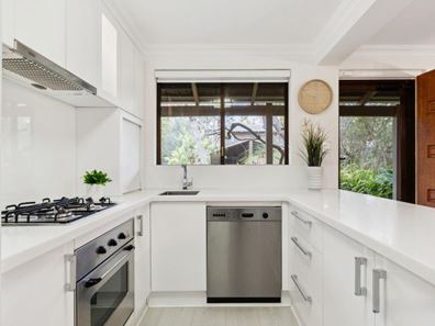 13/56 Matheson Road, Applecross WA 6153