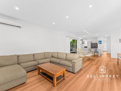 3/26 CHURCHILL GREEN, Canning Vale WA 6155