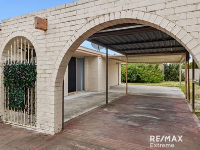 2 Nannatee Way, Wanneroo WA 6065
