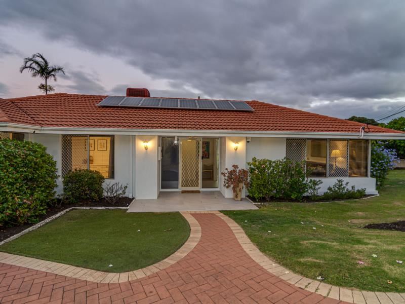 6 Parkway, Warwick WA 6024