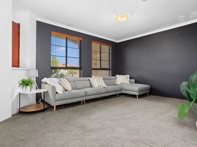 21 Waylen Square, Beeliar WA 6164