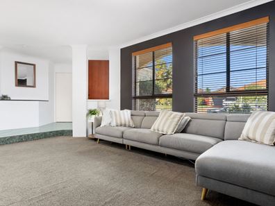 21 Waylen Square, Beeliar WA 6164